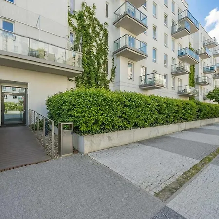 Colorful Jasnodworska In With Air Conditoning, Gym And Parking By Renters * Warszawa