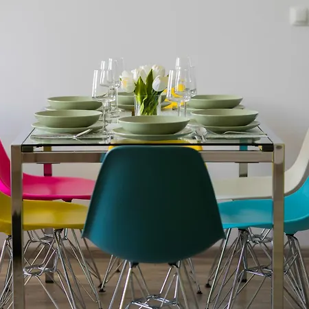 Colorful Jasnodworska In With Air Conditoning, Gym And Parking By Renters * Varsóvia
