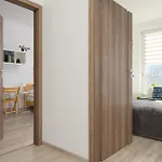 Colorful Jasnodworska In With Air Conditoning, Gym And Parking By Renters Appartement Varsovie